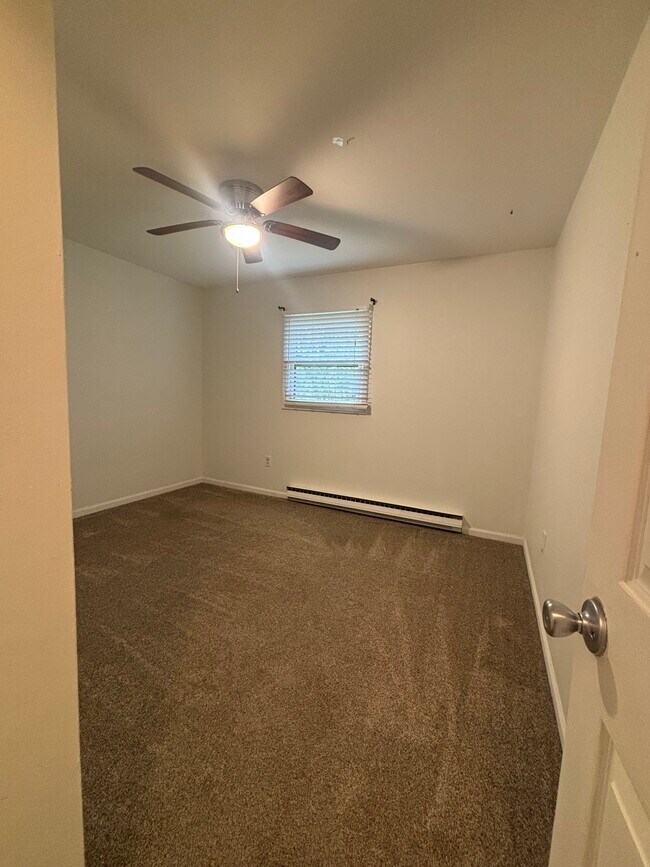 Foto del edificio - 14508 Colfax St