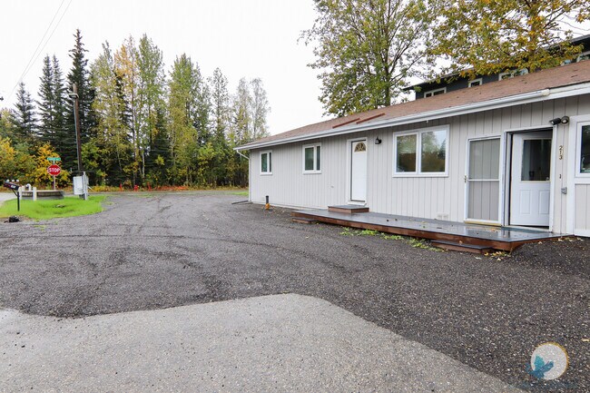 Foto del edificio - 213 Yukon Dr