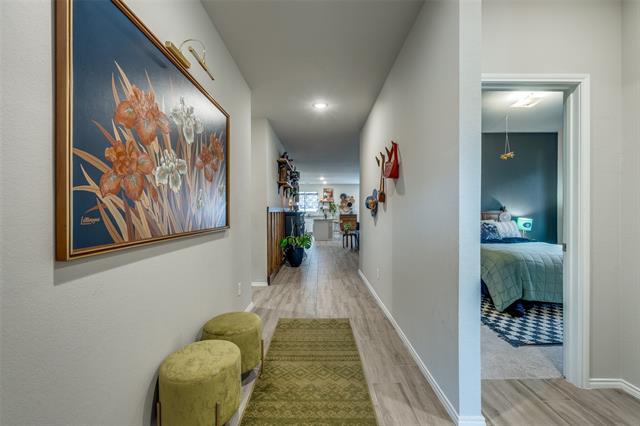 Building Photo - 947 Hurstwood Dr