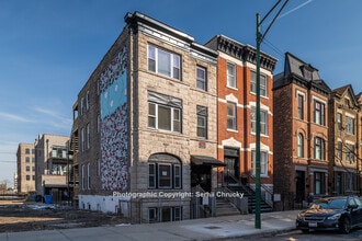 Building Photo - 934 W 19th St