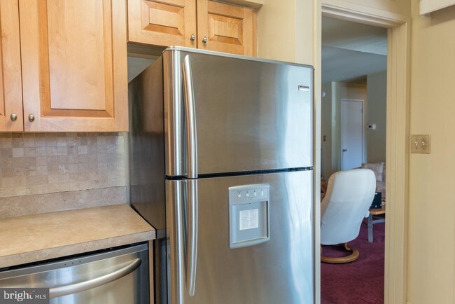 Foto del edificio - 5488 Cedar Ln