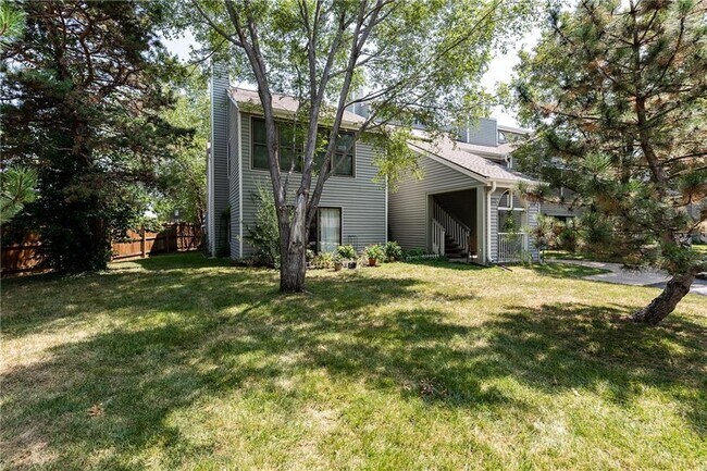 Building Photo - 8773 W 106th Ter