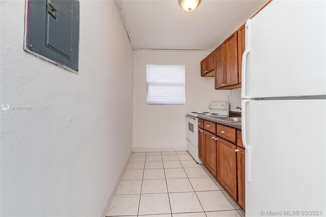 Building Photo - 1401 NW 60th St