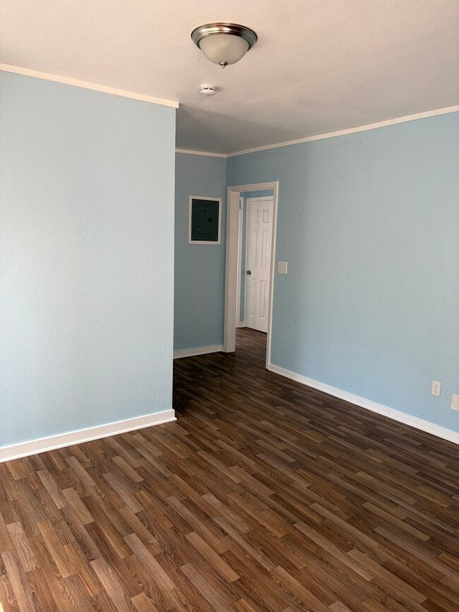 Photo - 3155 Shirley Dr House