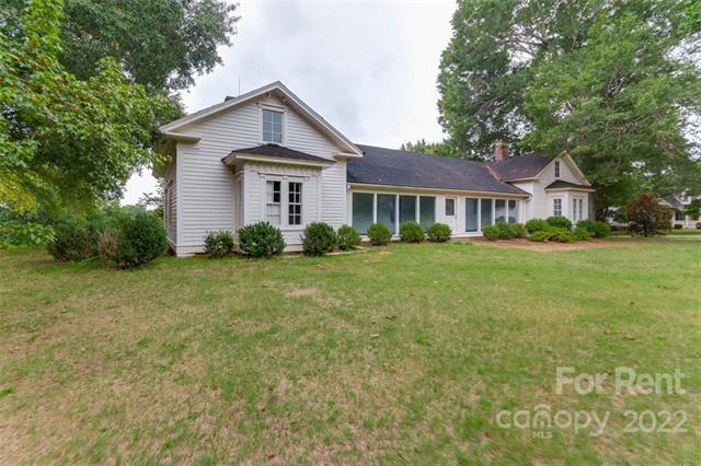 Foto del edificio - 590 Cox Mill Rd