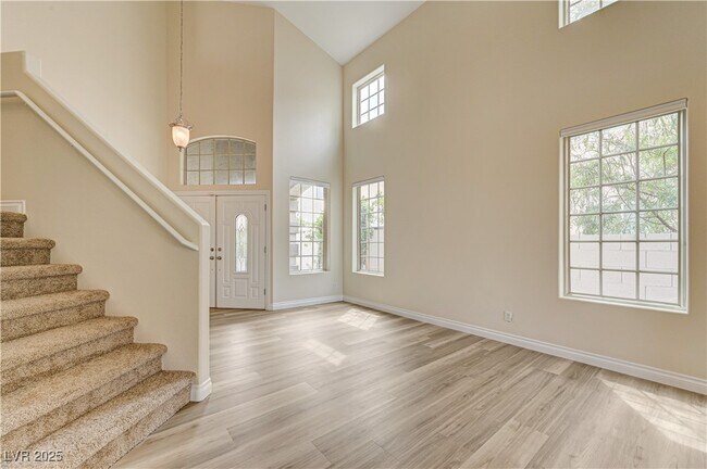 Foto del edificio - 9475 McCombs St