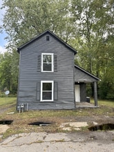 Building Photo - 616 Jay Ave