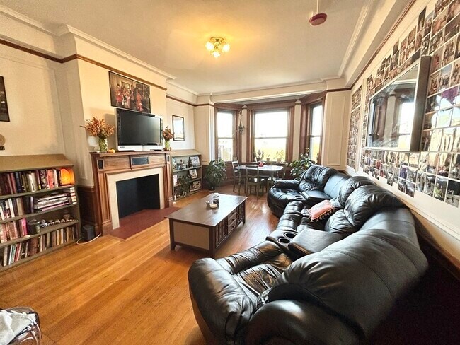 Foto del edificio - 464 Commonwealth Ave