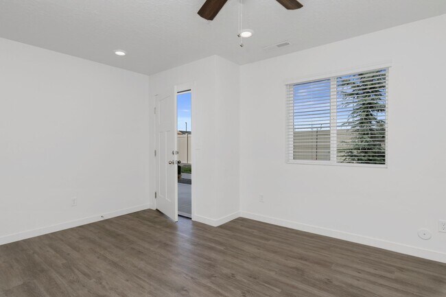 Building Photo - Up to $500 off! Beautiful 3-Story Payton a...