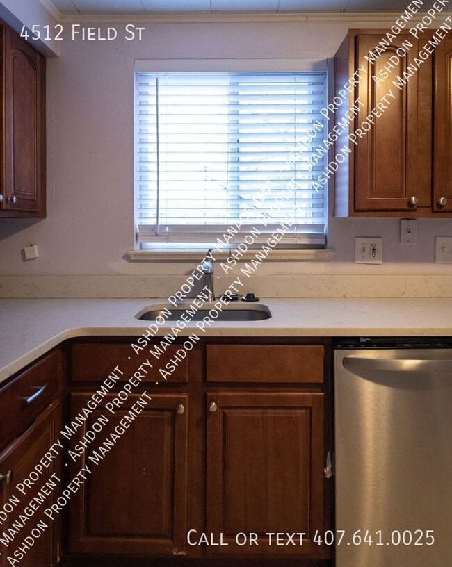 Photo - 4512 Field St House