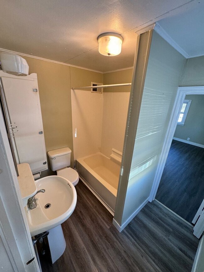 Foto del edificio - 2 Bedroom/ 1 Bath Home