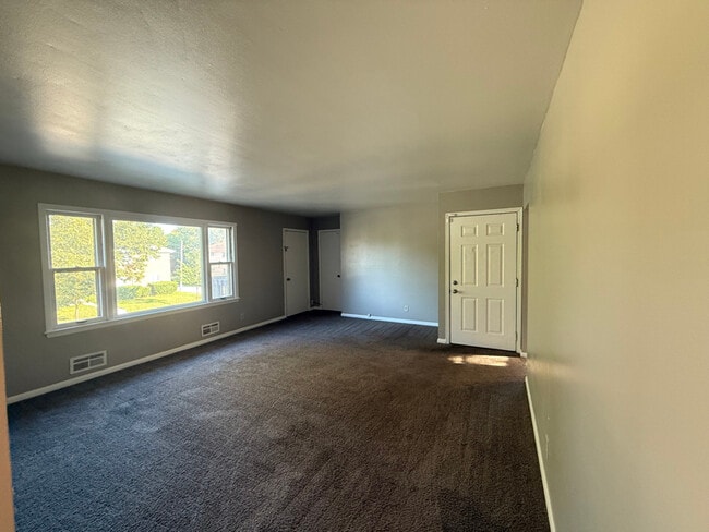 Foto del edificio - 5351 N 83rd St