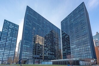 Building Photo - 900 N Lake Shore Dr