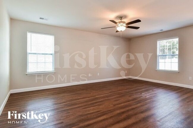 Foto del edificio - 6431 Bentbrush St