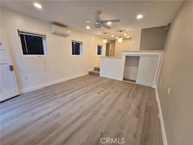 Building Photo - 407 Pleasant Hill Ln