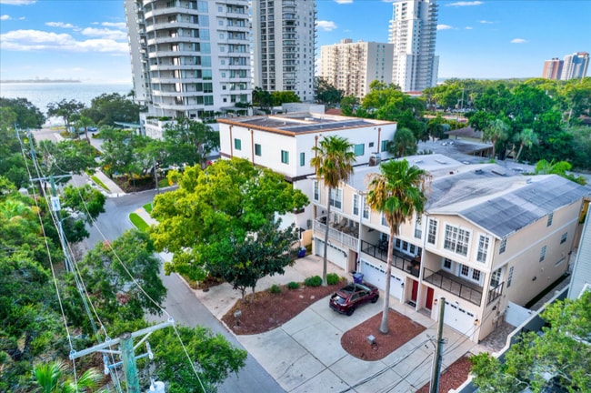 Foto del edificio - 3006 W Julia St