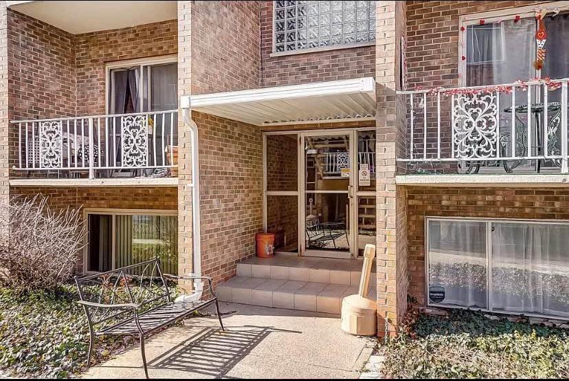 Foto principal - 3624 Westwood Northern Blvd