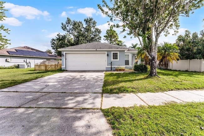 Building Photo - 4033 Forest Island Dr