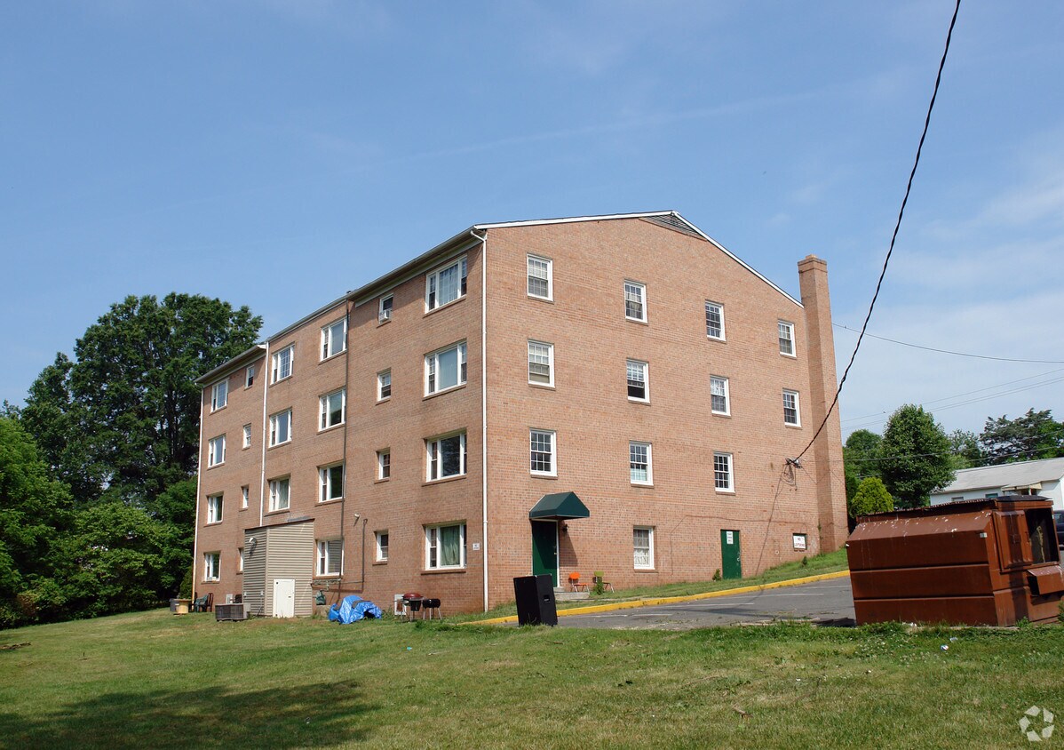 Foto del edificio - 9209 Douglas St