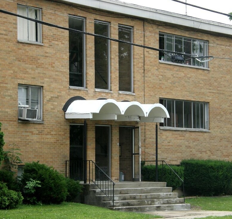 Primary Photo - 606 W Grand Ave