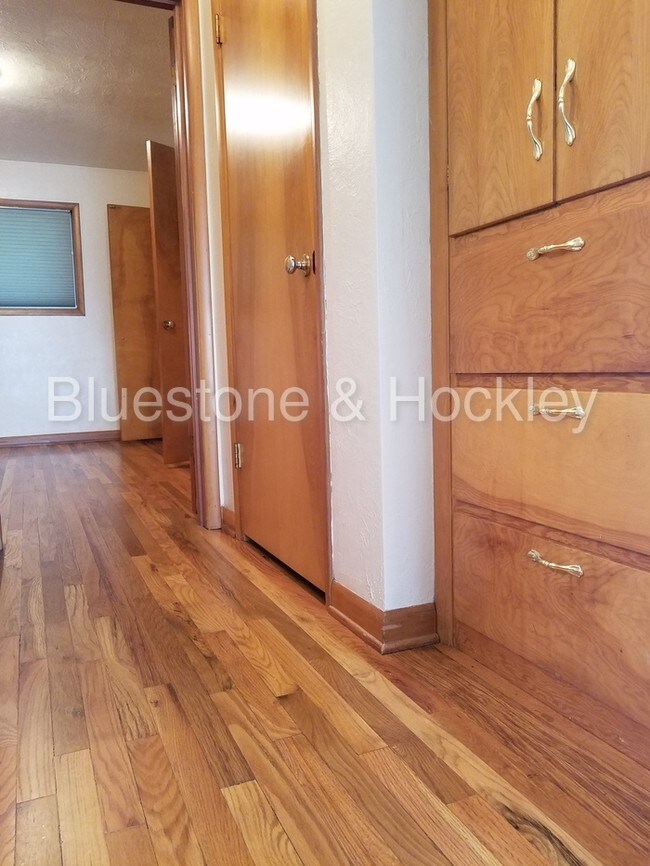 Foto del edificio - 1412 Marion St NE