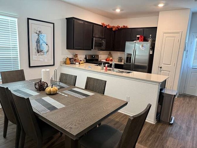 Building Photo - 363 Geode Glen