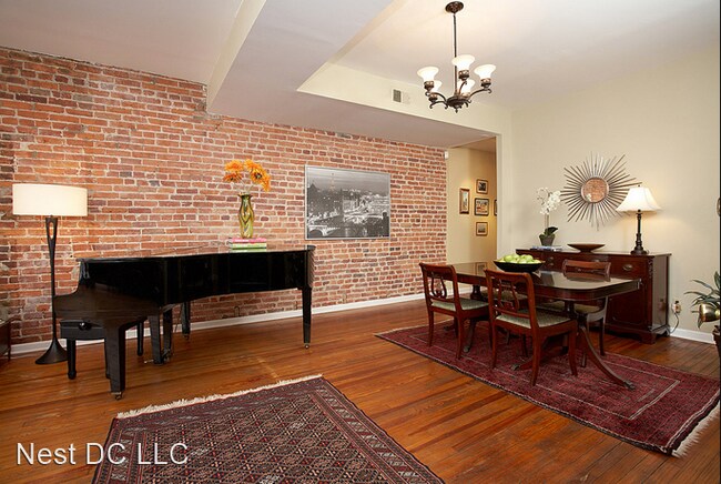 Building Photo - 2 br, 2 bath House - 1717 T ST NW Unit 12