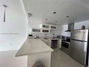 Building Photo - 7928 West Dr
