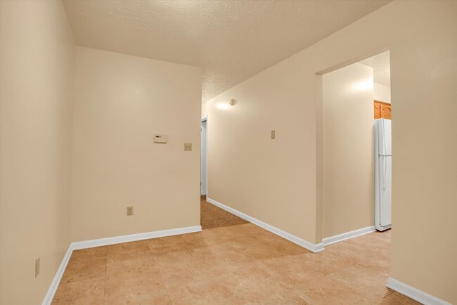 Building Photo - Blackhawk Commons Apartments