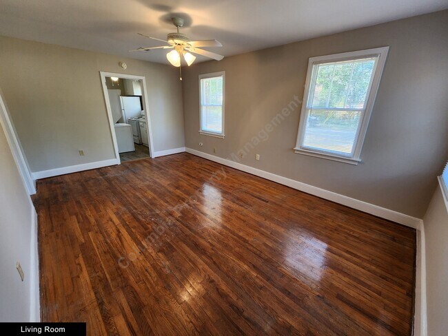 Foto del edificio - 504 Maple St