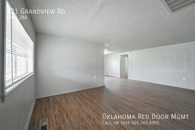 Building Photo - 121 Grandview Rd