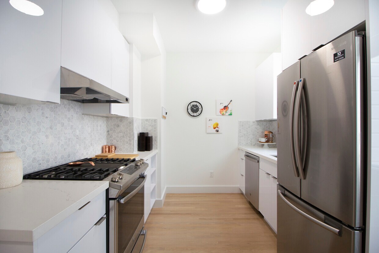 Foto principal - 2844 Lyon St