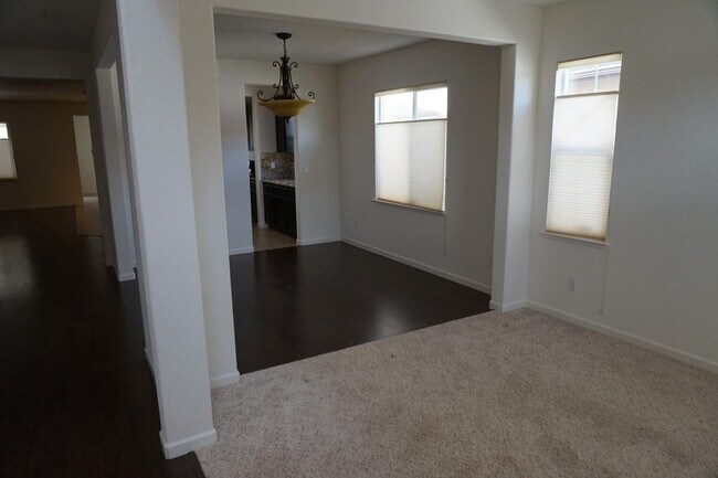 Foto del edificio - South Meadows Home