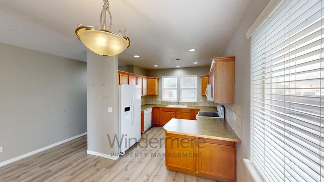 Building Photo - 6603 W 5th, Kennewick, WA - Orchard Park E...