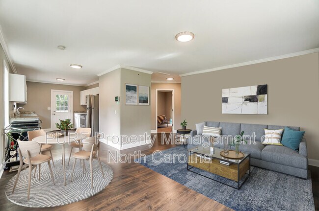 Building Photo - 1007 Druid Cir