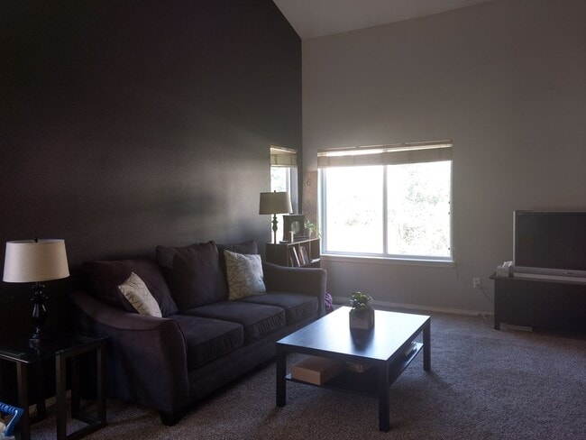 Foto del edificio - 6511 Stagecoach Ave