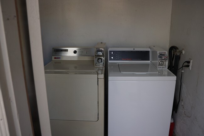 Laundry room - 2318 Carnegie Ln