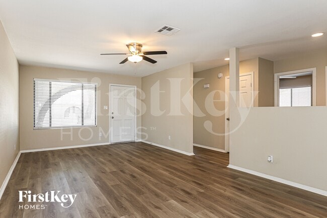 Building Photo - 2733 W Villa Rita Dr