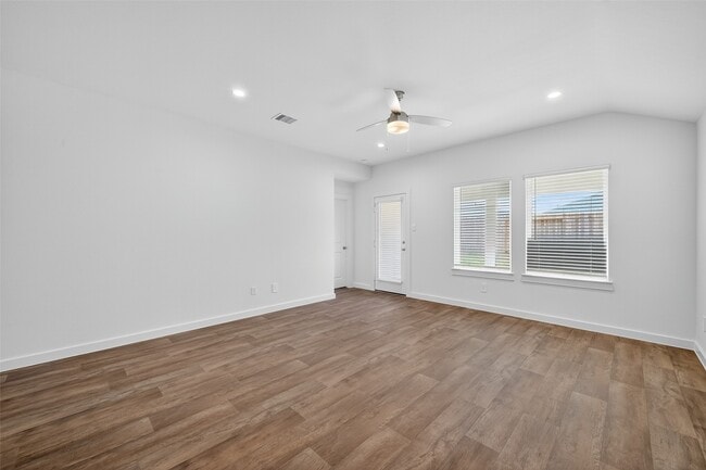 Building Photo - 1703 Stelvio Pass Dr