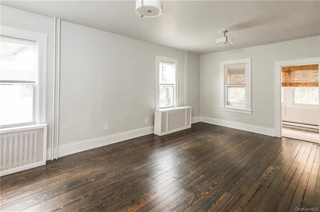 Foto del edificio - 174 Parkview Ave