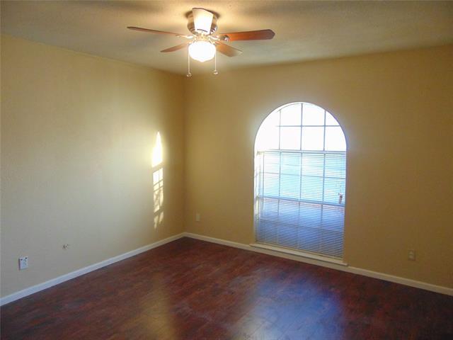 Foto del edificio - 7233 Martha Ln