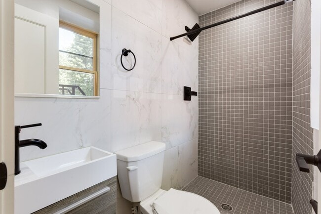Foto del edificio - The Kensington at 516 Orange St!