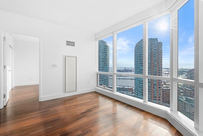 Foto del edificio - 77 Hudson St