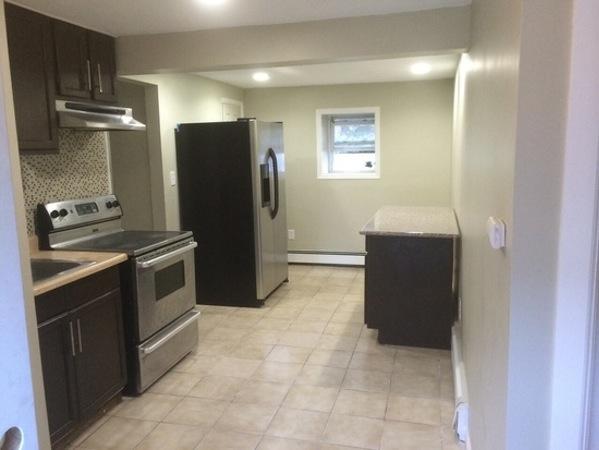 Foto principal - 1728 Spur Dr N