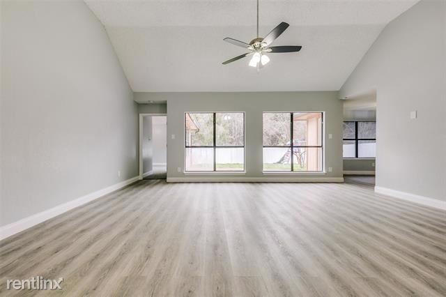 Foto del edificio - 3 br, 2 bath House - 841 Collins Boulevard