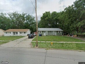 Building Photo - 828 Hartford Ave