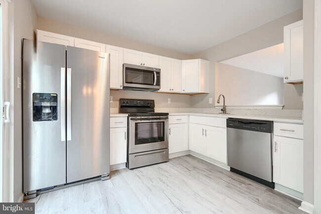 Foto del edificio - 3365 Cheverly Ct