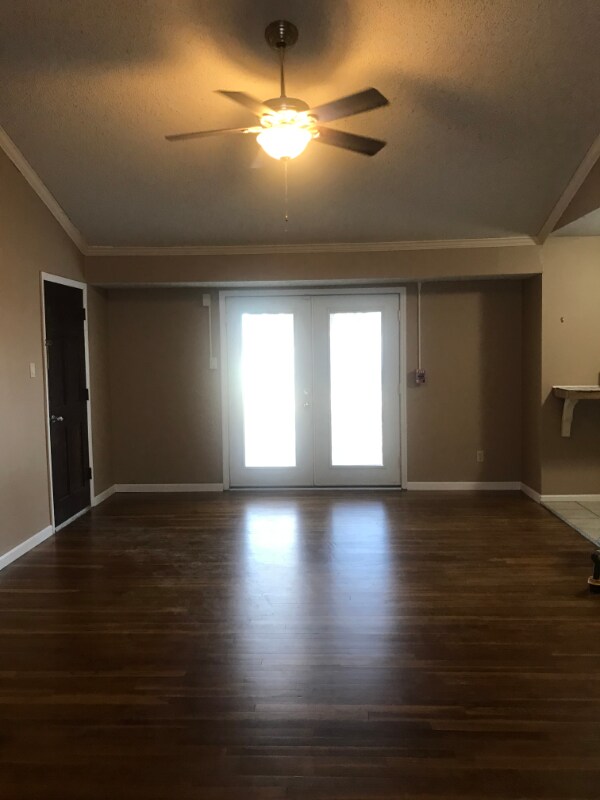 Primary Photo - 3468 SE Crestwater Dr