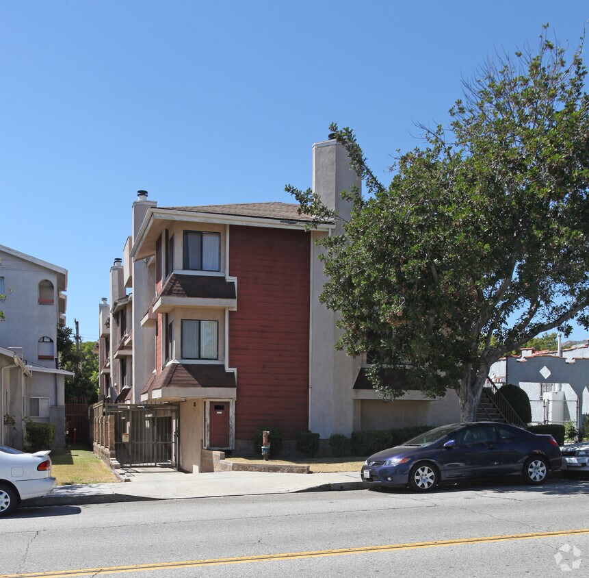 Primary Photo - 1039 Sonora Ave