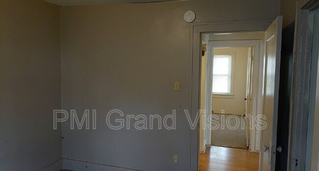 Foto del edificio - 336 S 19th St